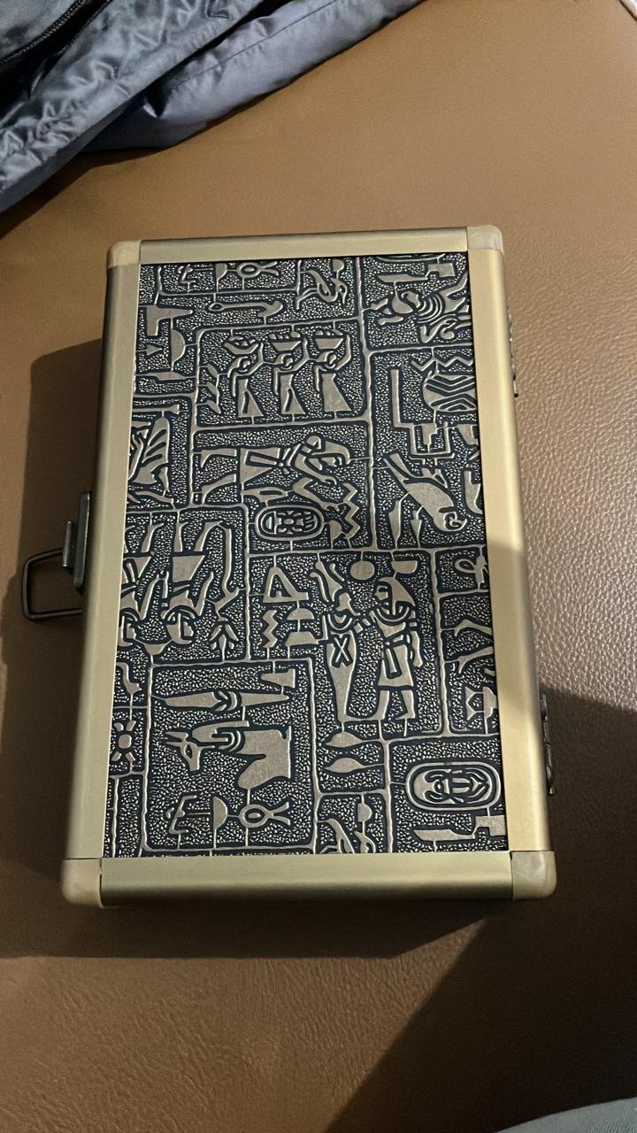 quantum resonance magnetic analyzer