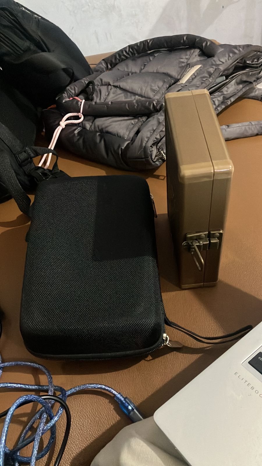 quantum resonance magnetic analyzer